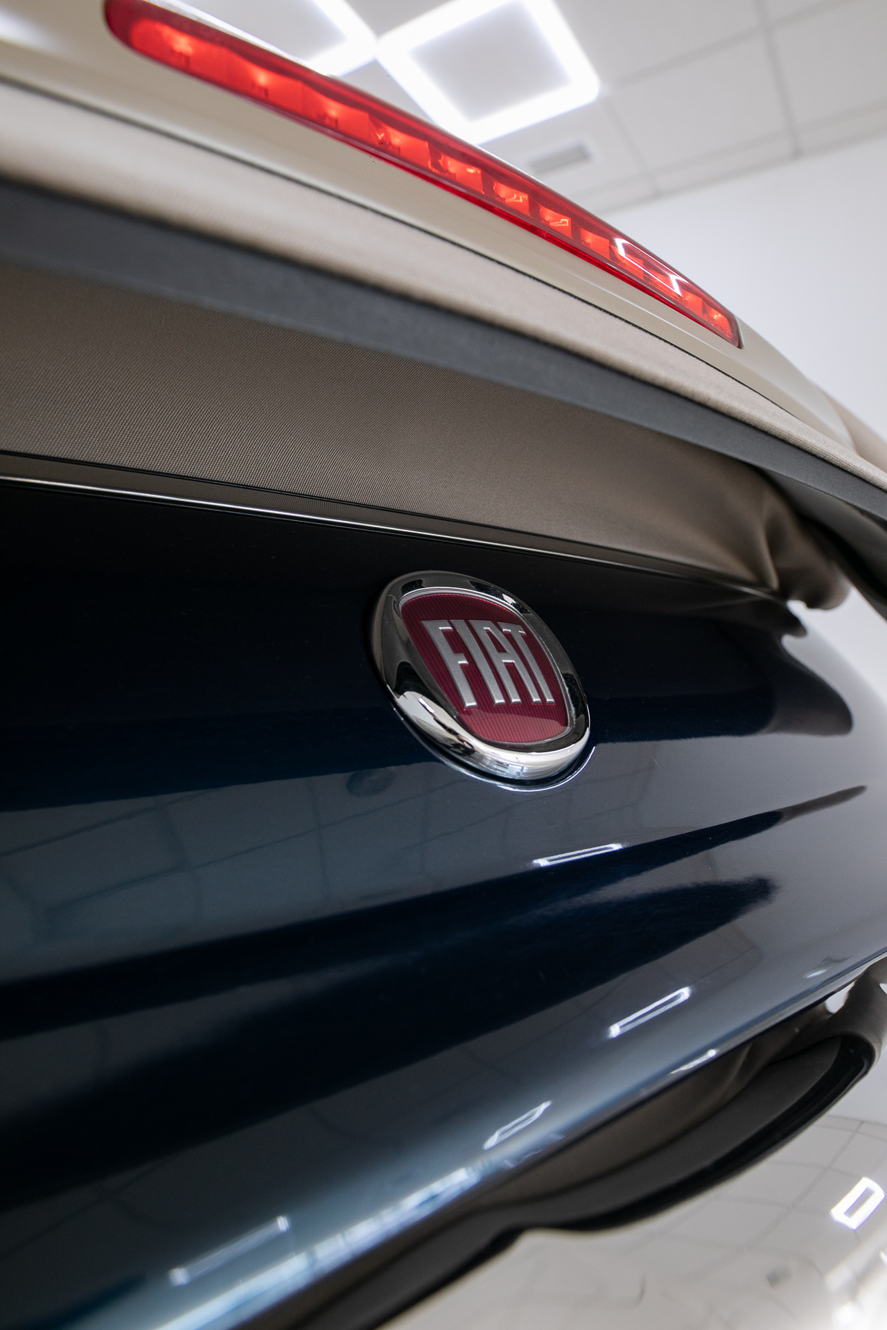 
								Fiat 500C 2022 full									