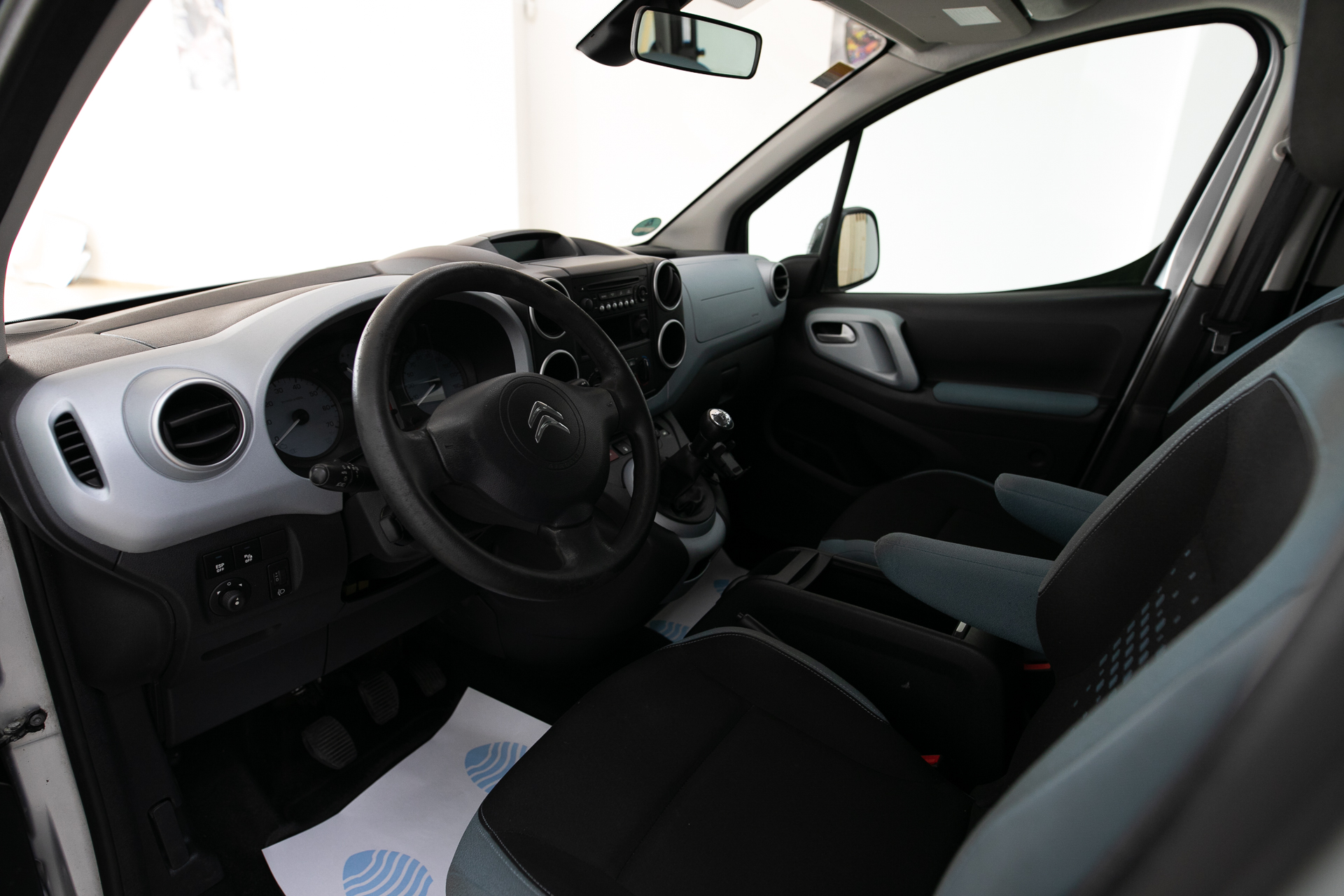 
								Citroen Berlingo 2013 full									