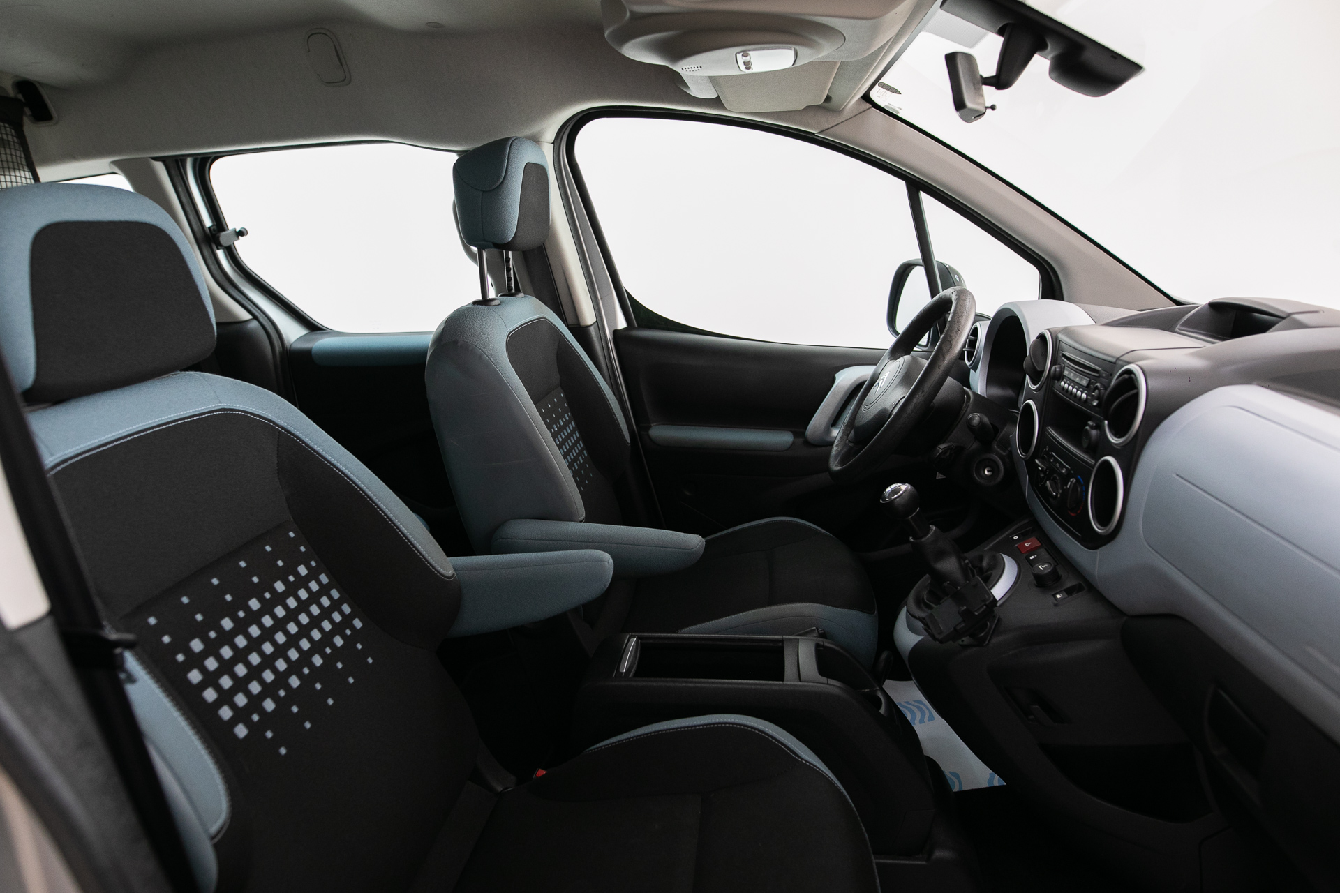 
								Citroen Berlingo 2013 full									