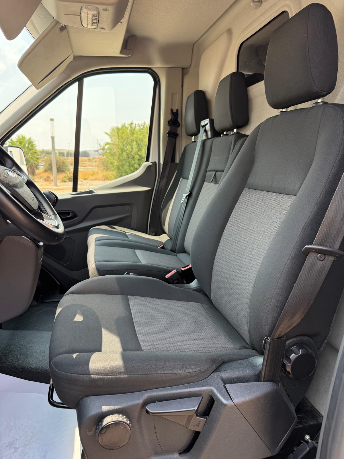 
								Ford Transit 2022 full									