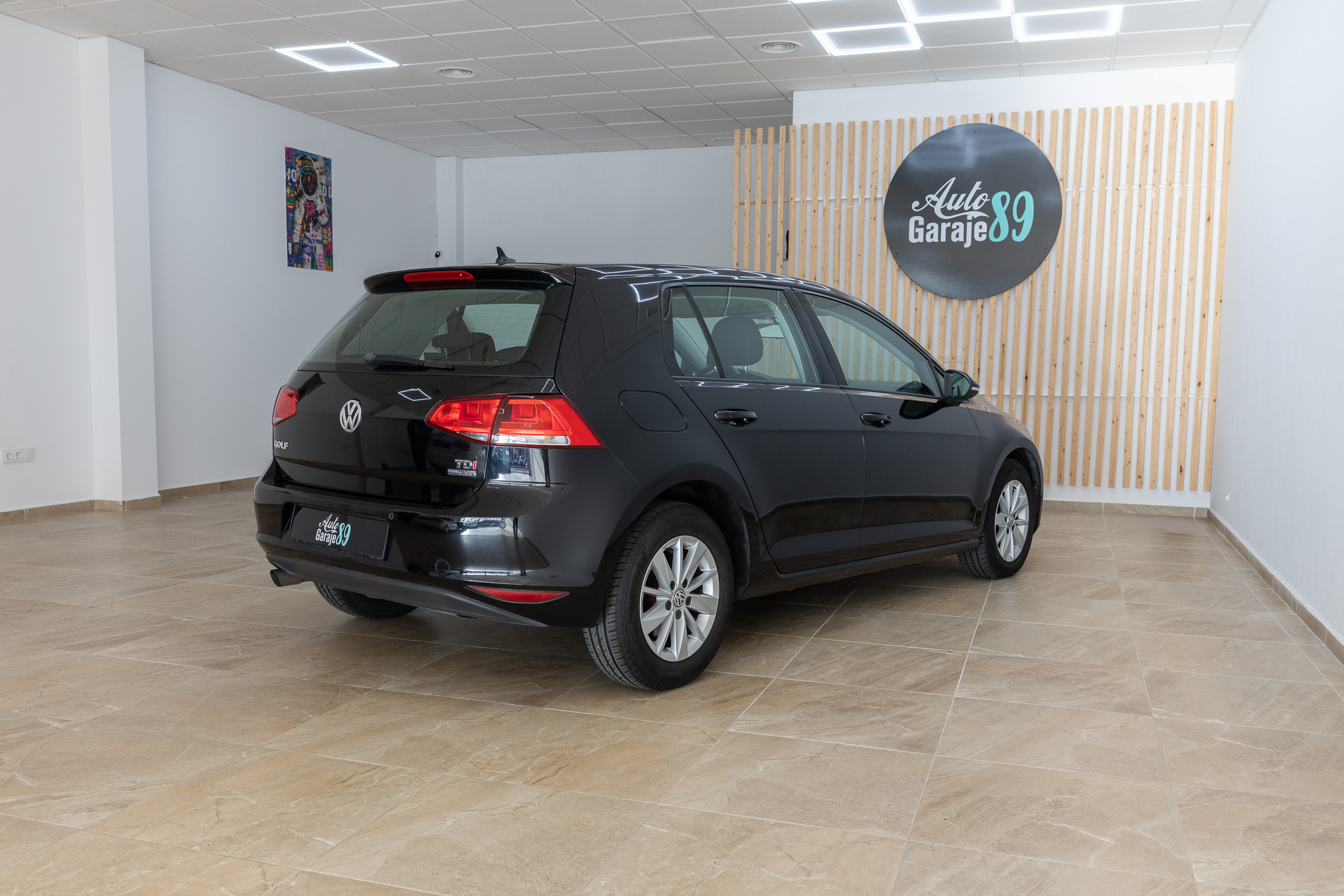 
								Volkswagen golf full									