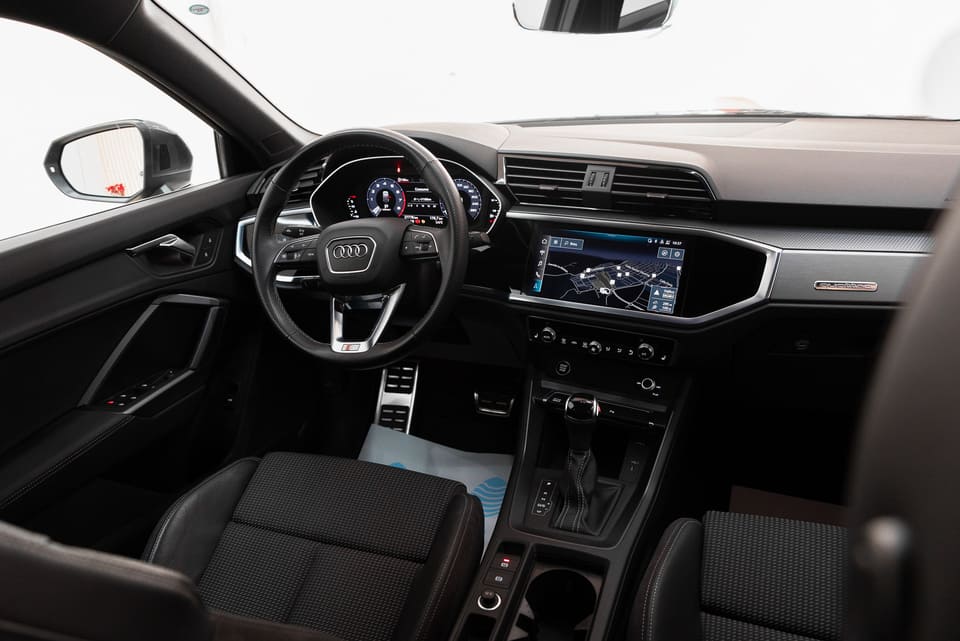 
								Audi Q3 Sportback S line 2021 | Almería full									