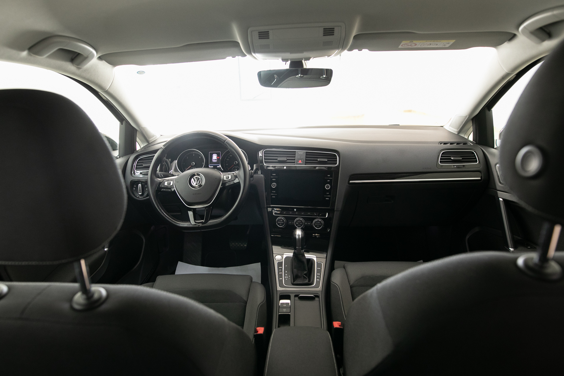 
								Volkswagen golf 2017 full									