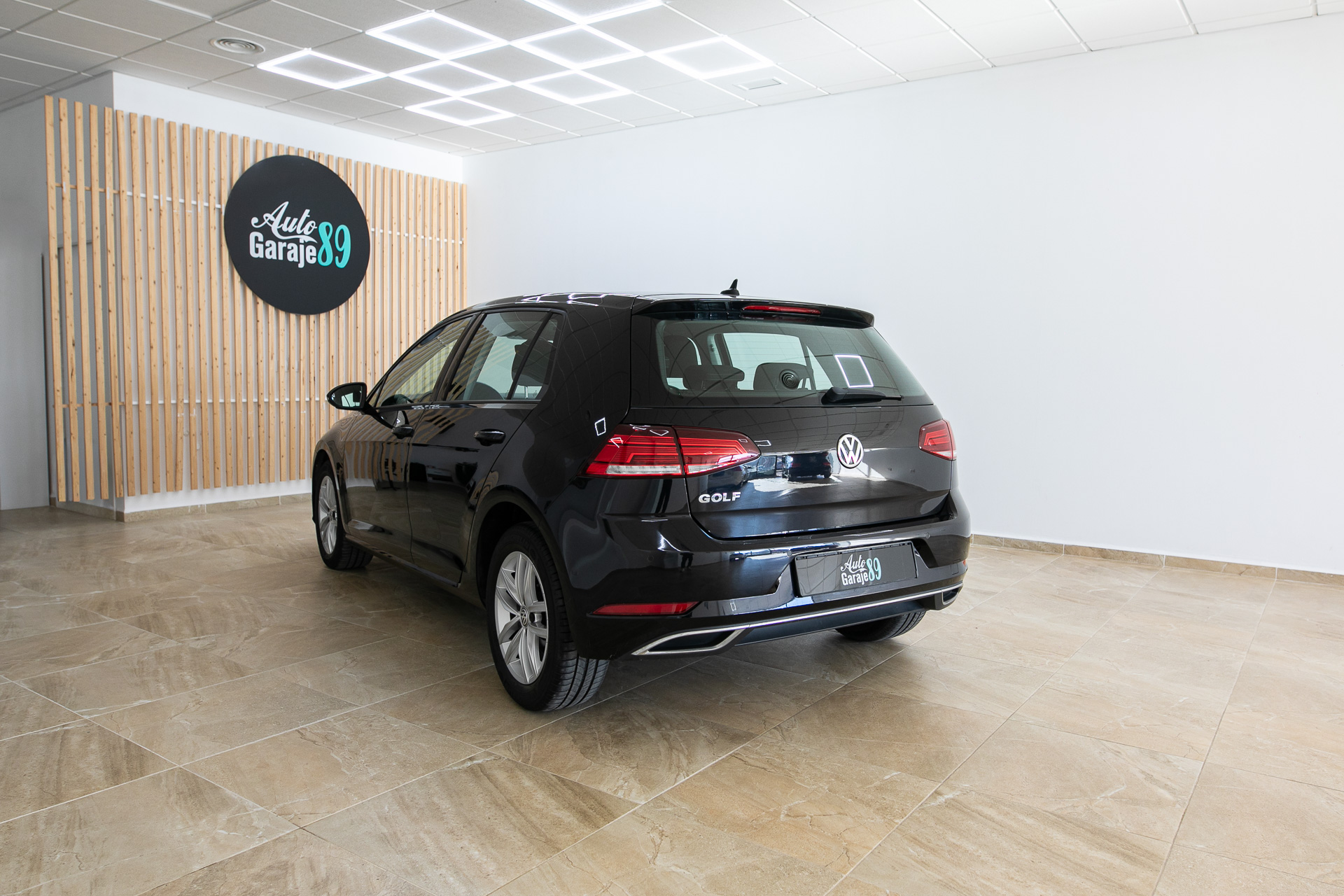 
								Volkswagen golf 2017 full									