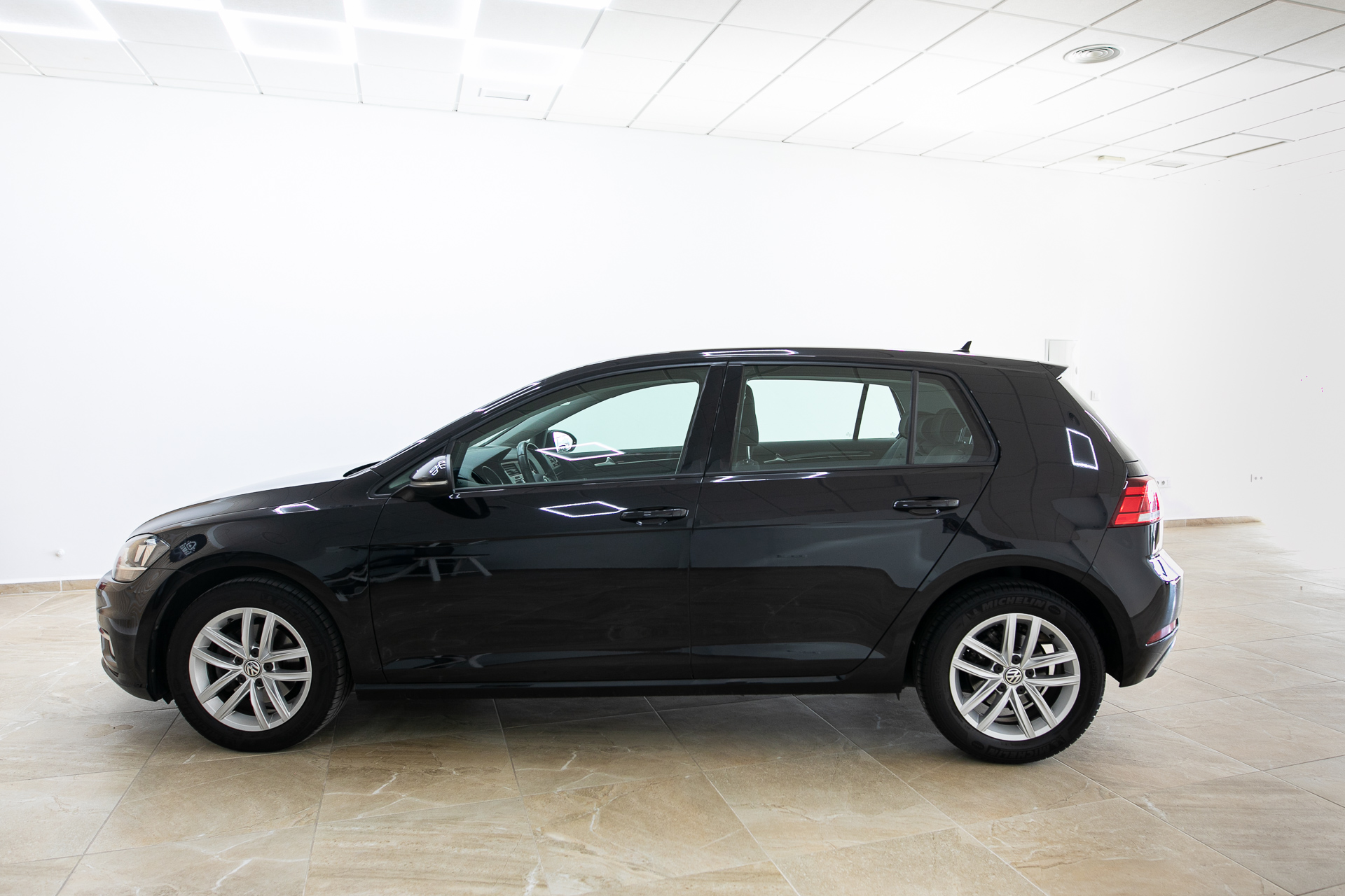 
								Volkswagen golf 2017 full									