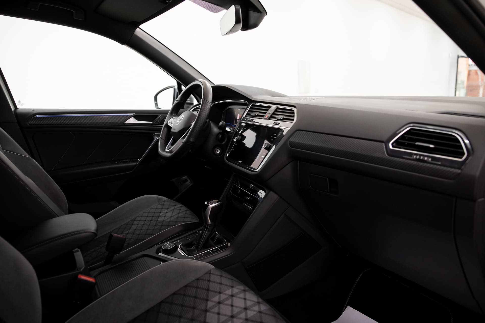 
								Volkswagen Tiguan Allspace R-Line 2.0 TDI 200CV 4Motion DSG full									