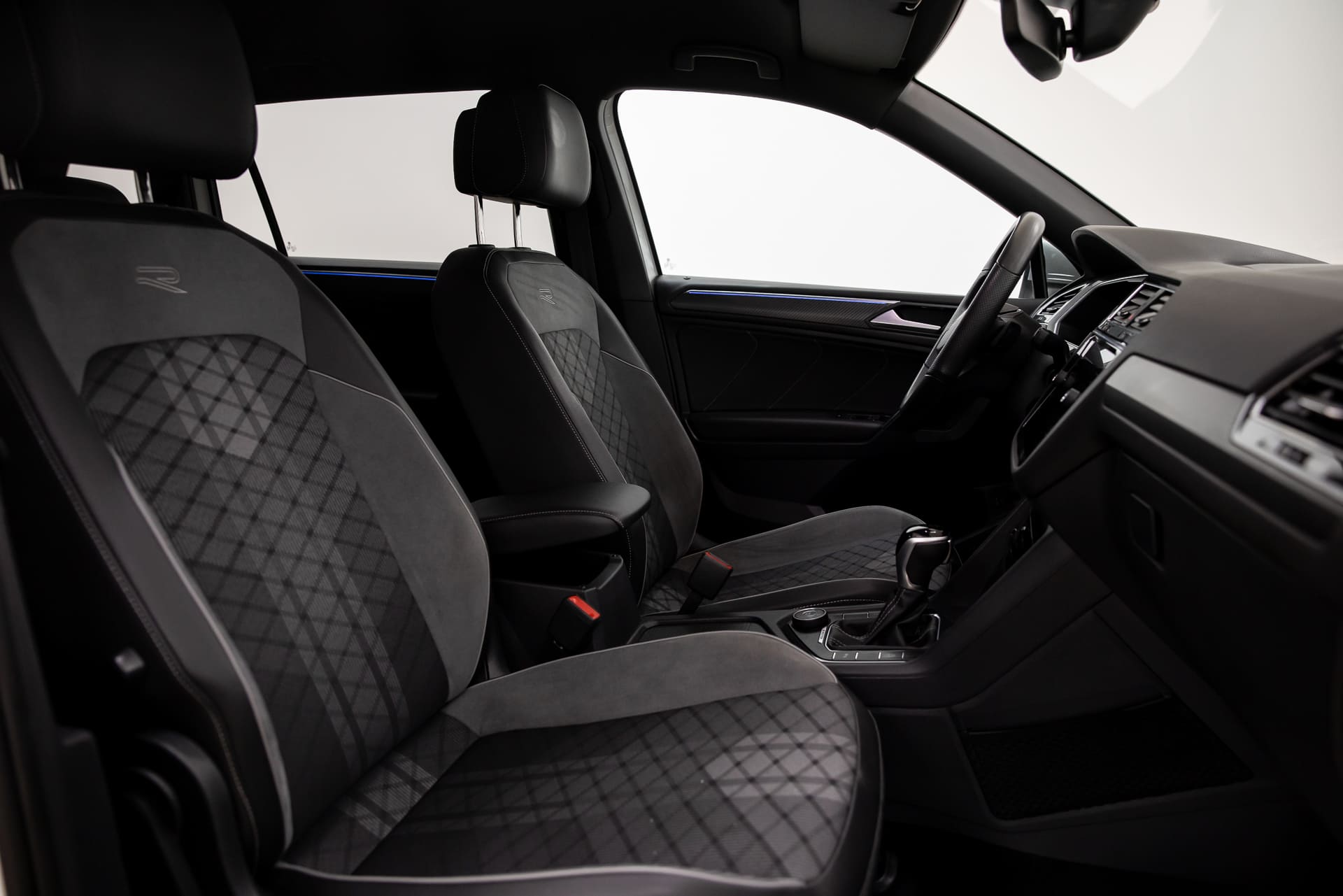 
								Volkswagen Tiguan Allspace R-Line 2.0 TDI 200CV 4Motion DSG full									