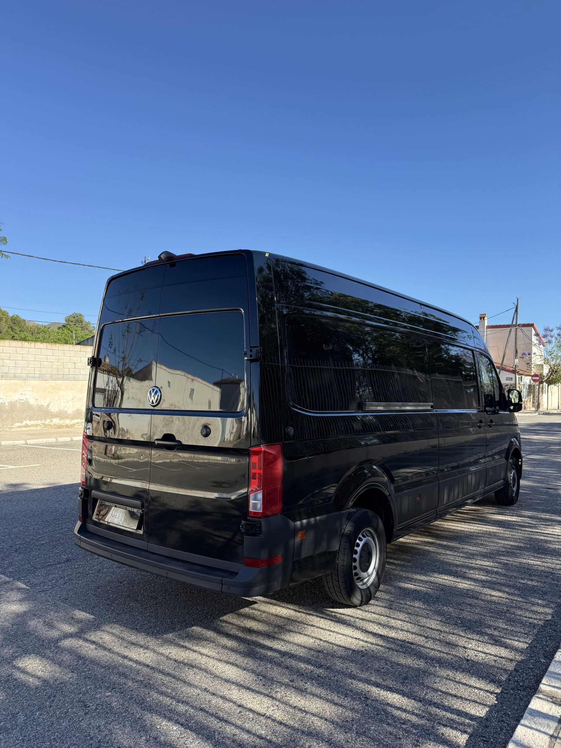 
								Volkswagen Crafter 2.0 TDI Kasten 35 Larga Techo Alto FWD full									