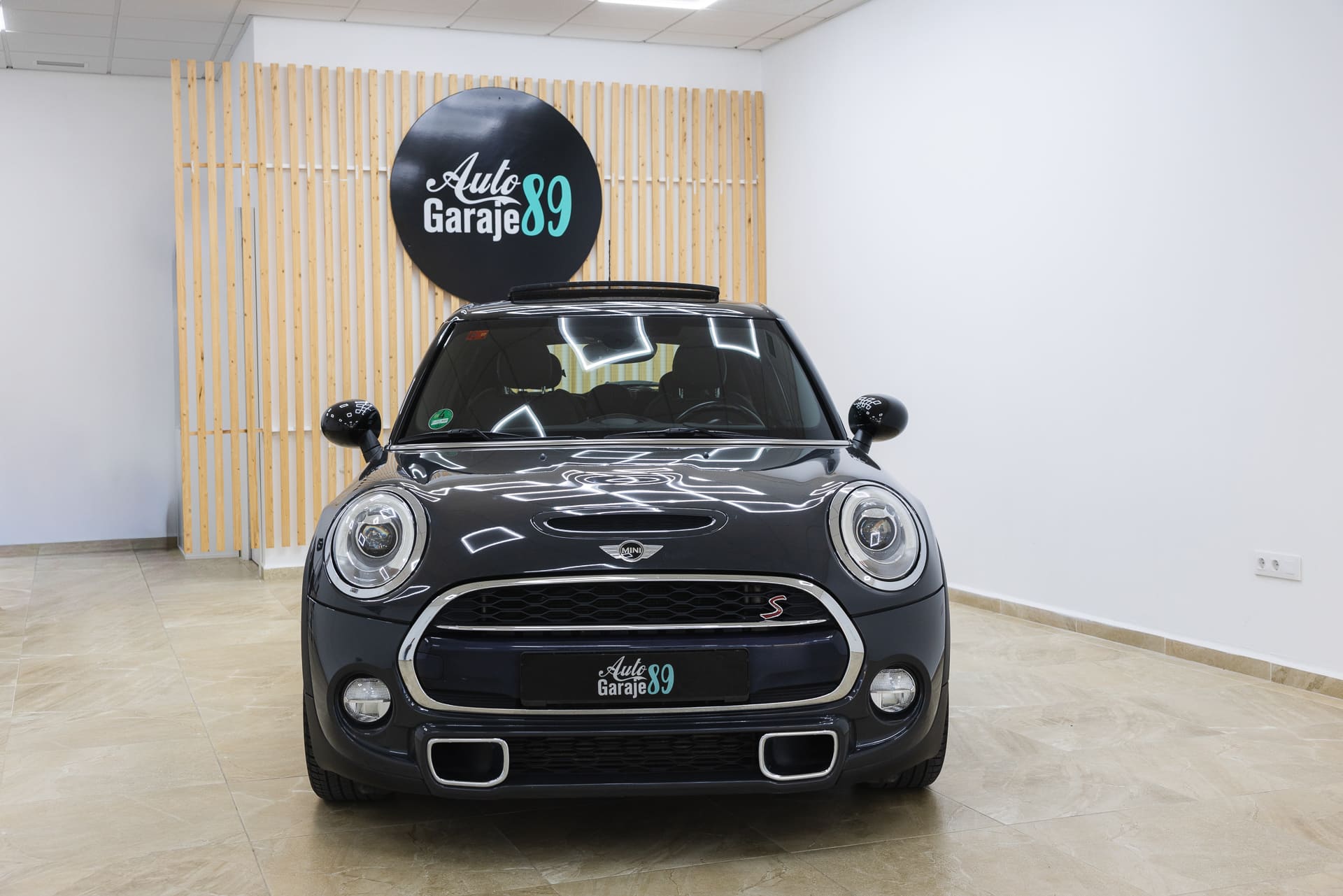 
								MINI MINI COOPER SD 5 PUERTAS full									