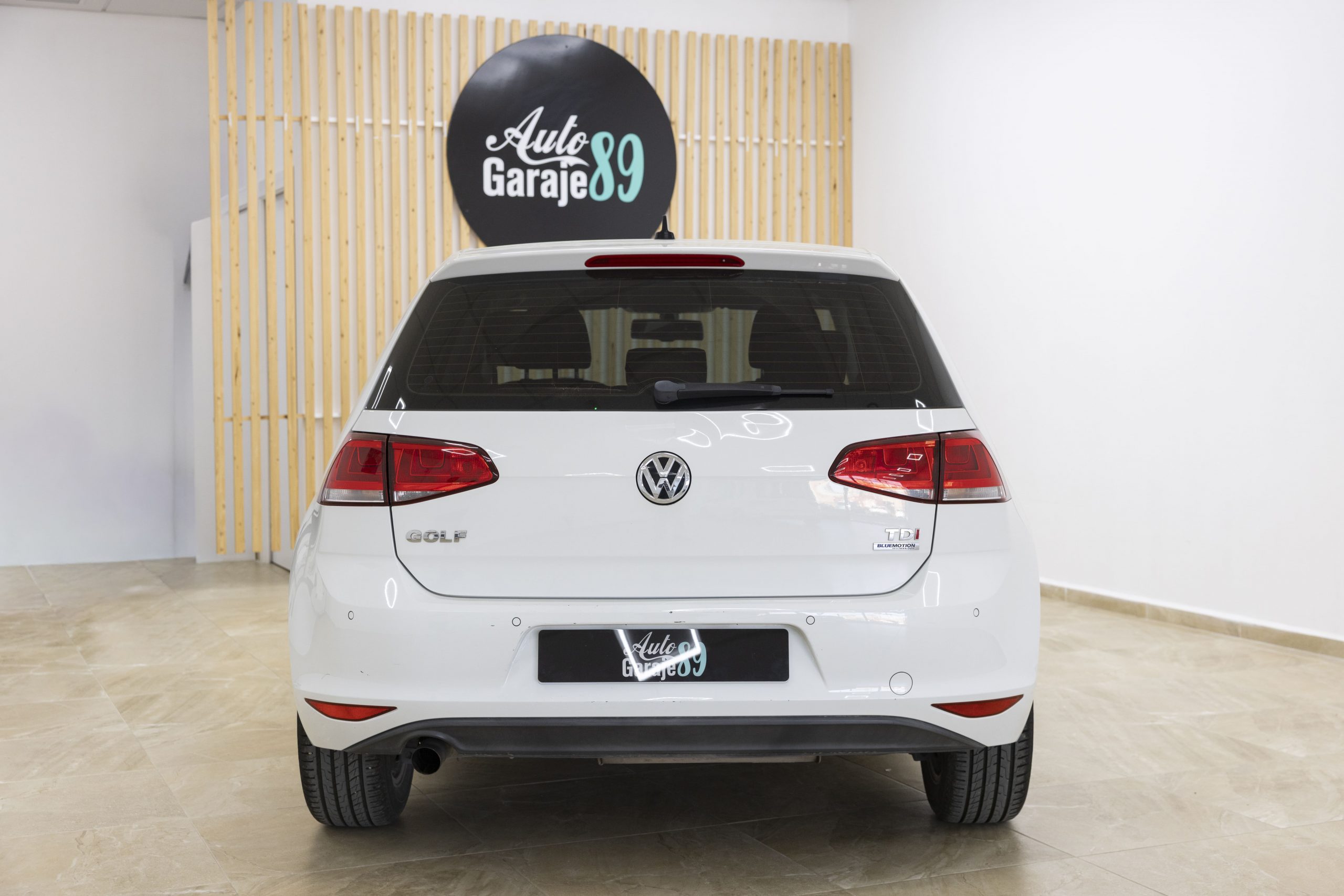 
								Volkswagen Golf 1.6 TDI | 2013 full									