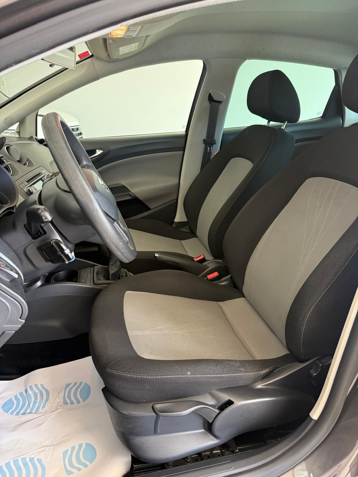 
								Seat Ibiza full									