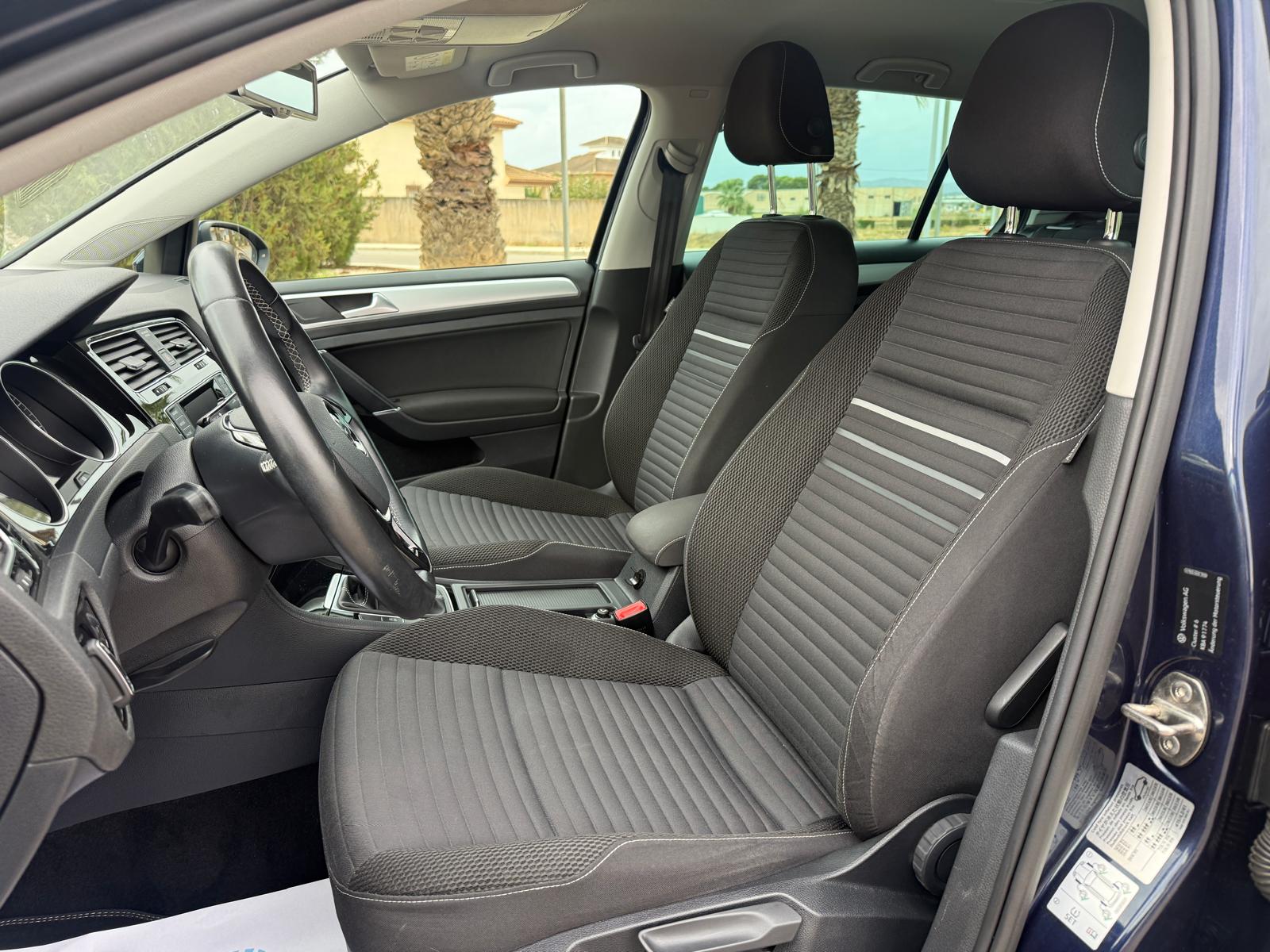 
								Volkswagen golf full									