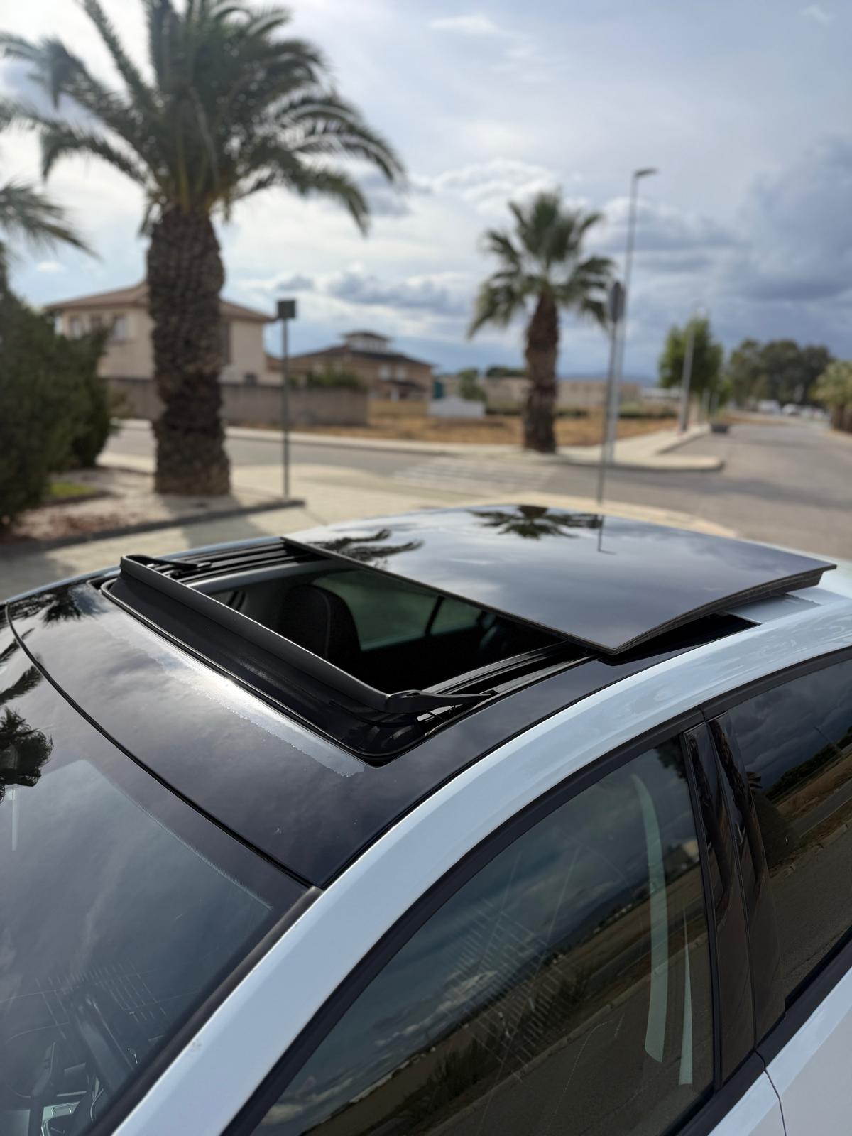 
								Volkswagen golf full									